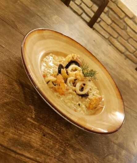 Πιάτο βαθύ μπεζ