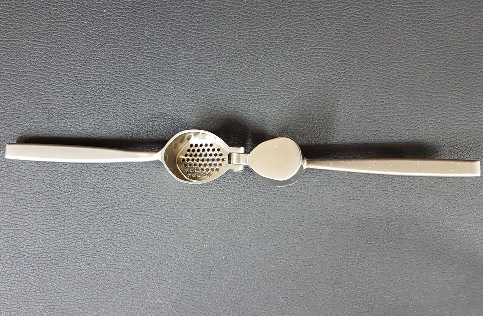 Πρέσα σκόρδου