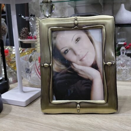 Κορνίζα χρυσή ματ 10χ15